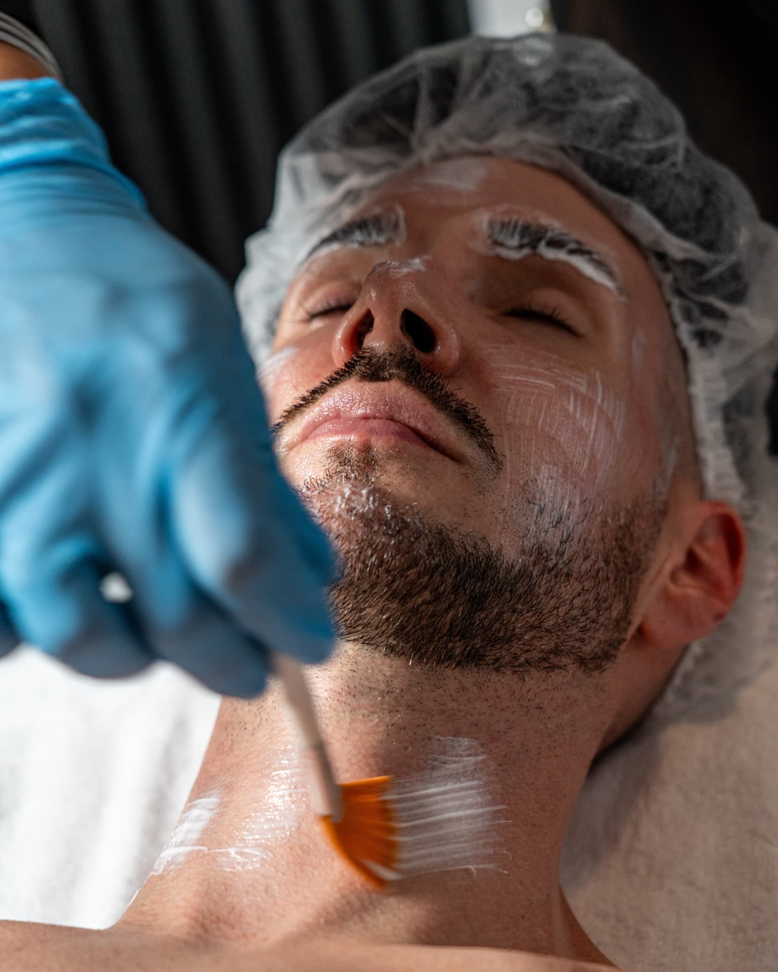 Gesichtsbehandlung in der Anwar Beauty Lounge